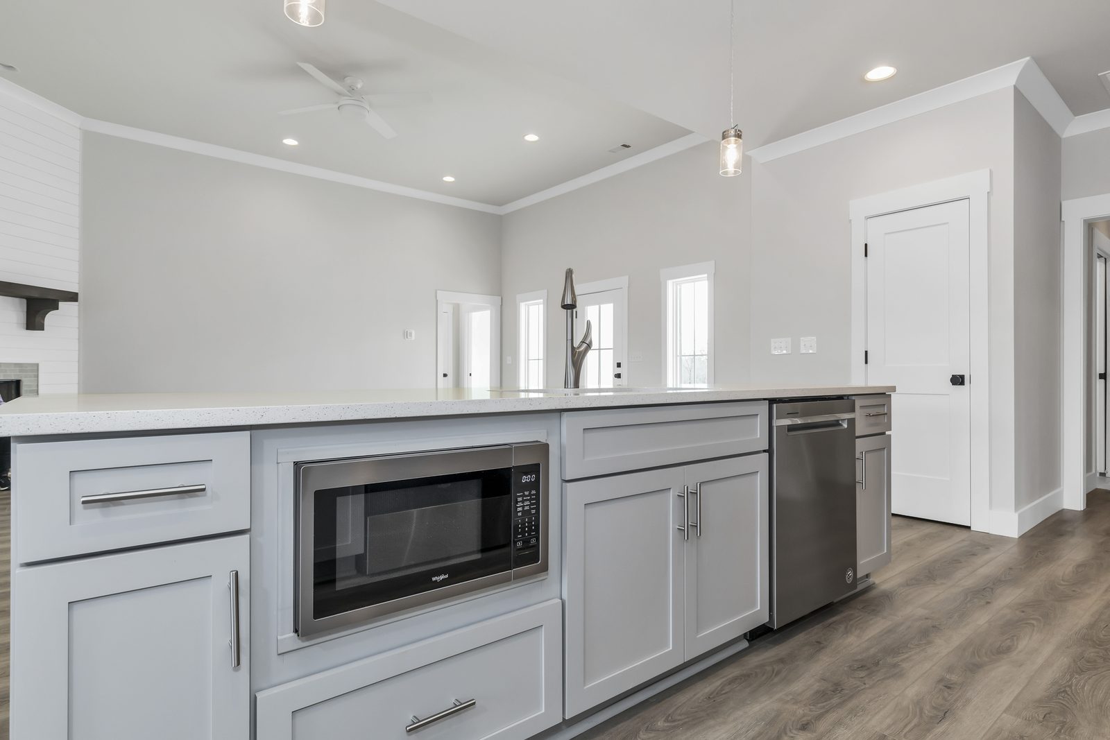 The Modern Farmhouse kitchen island detail